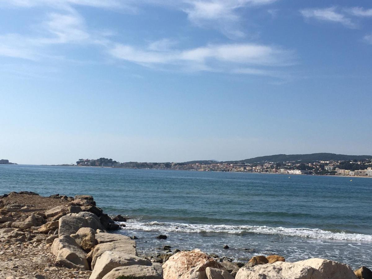 Les Galets De Sanary - Vue Mer Bagian luar foto